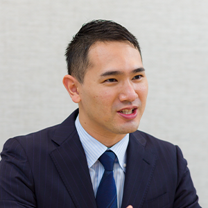 
                              
                                三瓶 怜
                              
                            