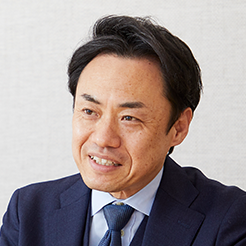 
                              
                                浅井 尊行
                              
                            