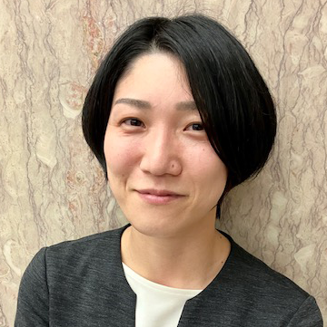 HRコンサルティング　チーフコンサルタント　浅利　満理子