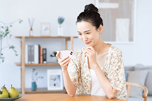 ターゲット設定が成功の鍵！韓国ドラマのポスターに学ぶ、マーケティングとペルソナ活用法