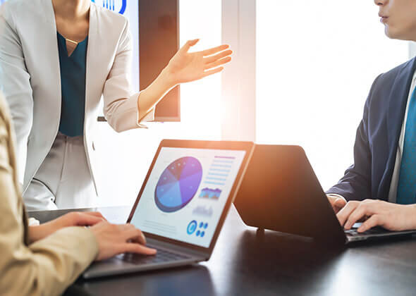 営業DXを実現する社内研修・DX人材育成のポイントを解説