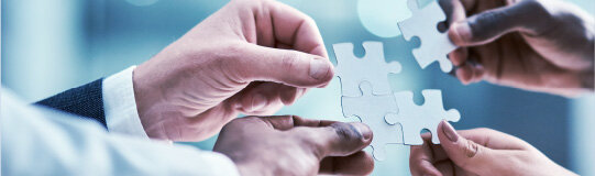 PMI（経営統合）