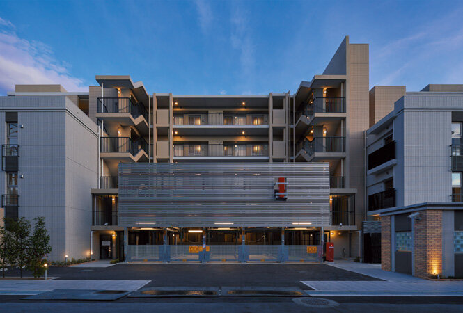 「自社ビジョン」「仕事の評価」を見える化し「Change & Grow」を実現