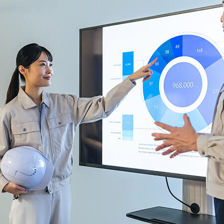 製造業における業績マネジメントのポイントを解説！製造現場のKPI設定も