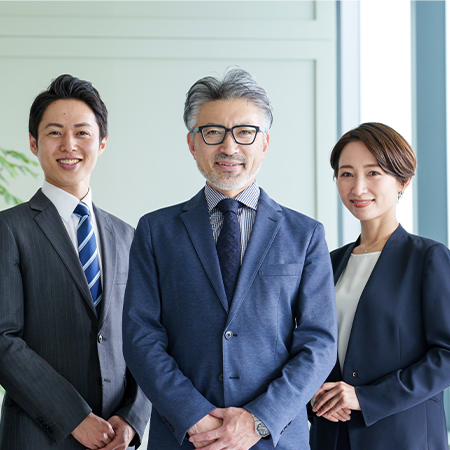 オーナー企業の意思決定構造を解説:トップダウン経営の課題と成功させるポイント