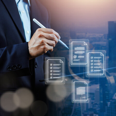 中堅企業が実装すべき財務戦略～グループ経営を推進する5つのテーマ～