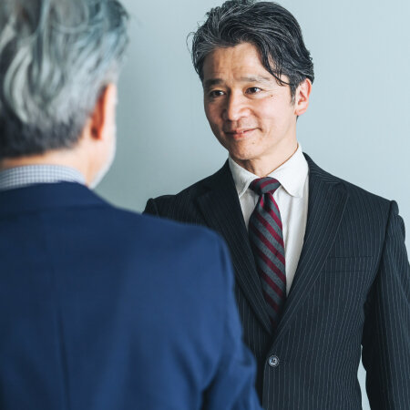 経営者のための事業承継ガイドブック:親族外承継か第三者承継か、目的別の最適解