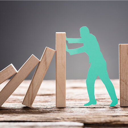 中堅企業が実装すべき財務戦略～企業存続の最大の危機は「事業承継」～
