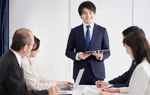 あらゆる承継フェーズに対応する専門性と実行力