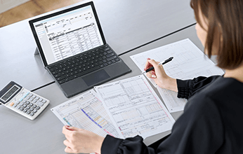 株式や資産の承継方法が複雑でわからない