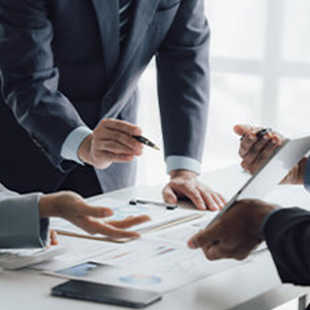 役員研修で成果を上げる企業の実例とその成功要因