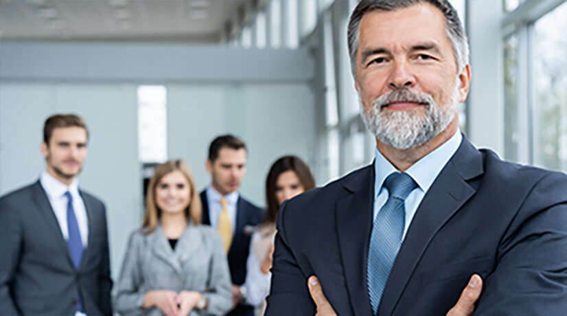 組織の将来に関わる経営戦略を立案するために役員として必要な経営知識や戦略策定の能力が不足している。