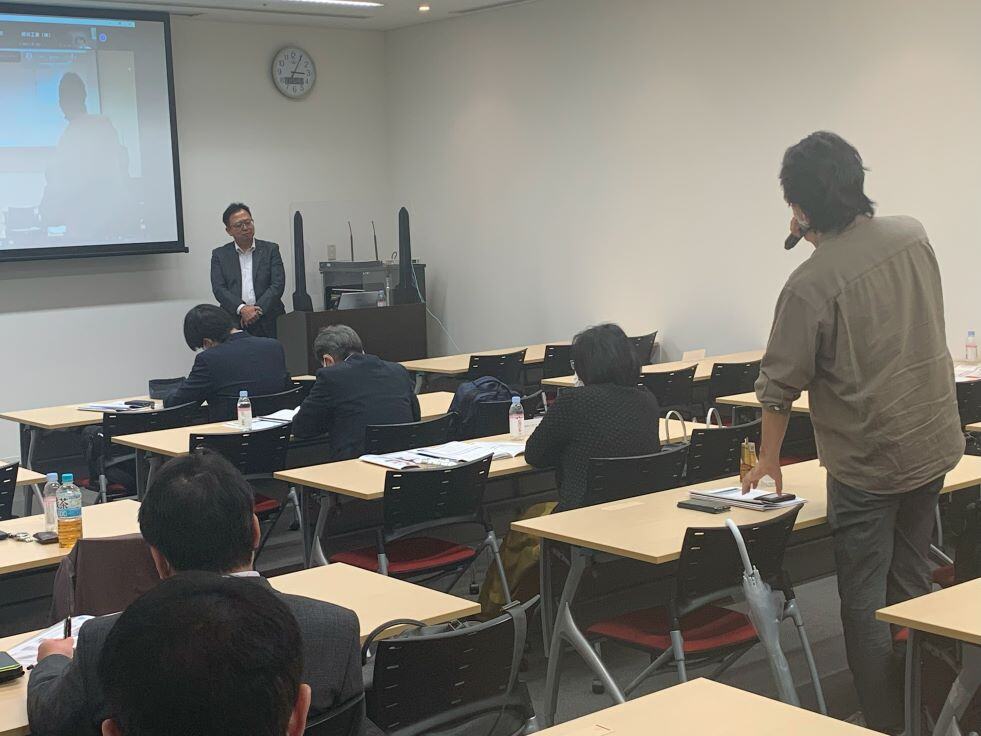 参加者がゲストに質問