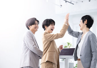 事業モデルから学ぶ！新規事業の成功法則と進め方