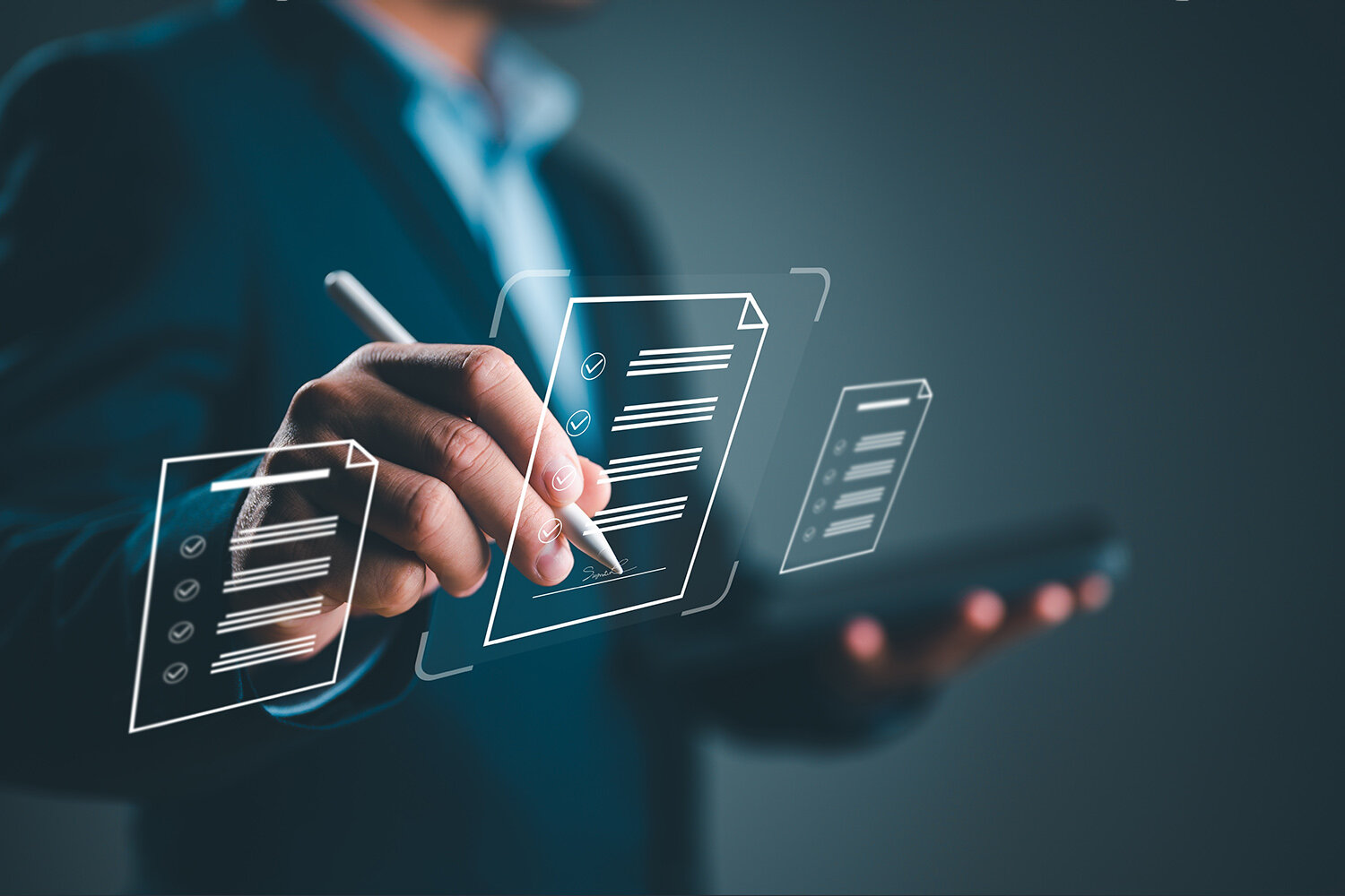 全社的な生産性向上に向けたペーパーレス化による経費精算業務の効率化